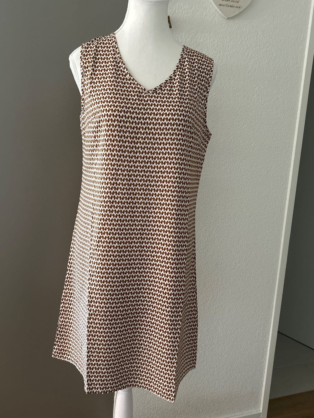 Vestiti: leichtes Ärmelloses Kleid braun/ hellbeige Grösse S – Nuovo (secondo la descrizione) da Brunnen venduto da Nala2929 2