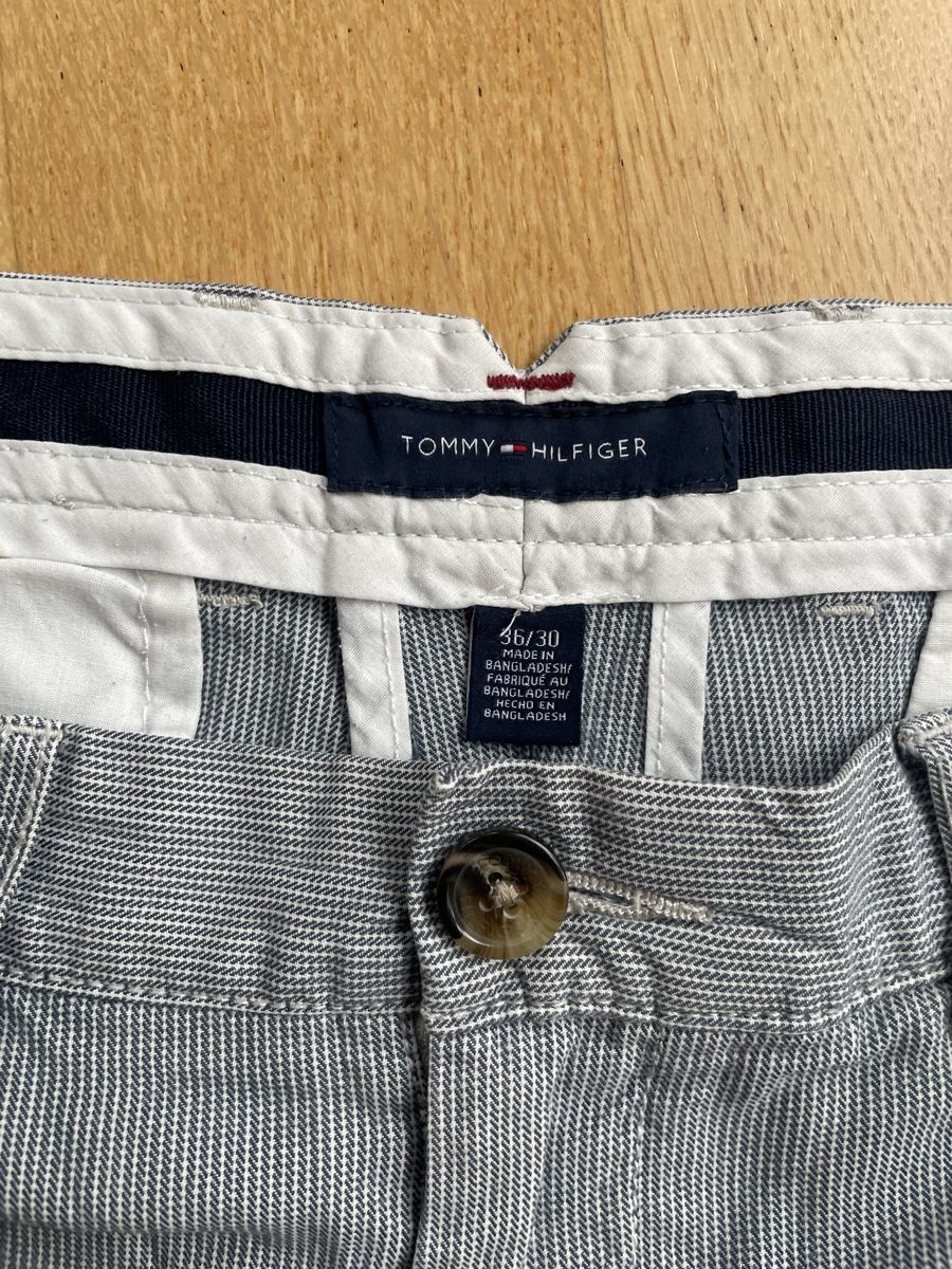 Tommy Hilfiger Pantalons: Herren Chino Hose Tommy Hilfiger  – D'occasion à Andelfingen par Chiquilla0 1