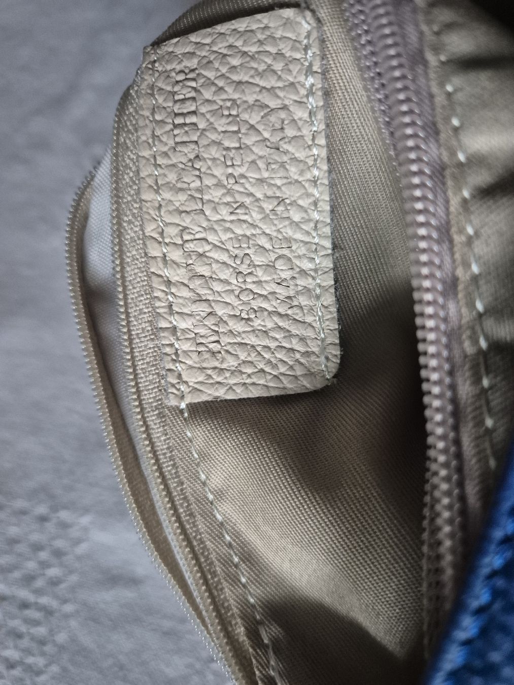 Borse da donna: Neue Tasche, Genuine Leder blau/beige, – Nuovo (secondo la descrizione) da Herrliberg venduto da SELENONAUTKA 5