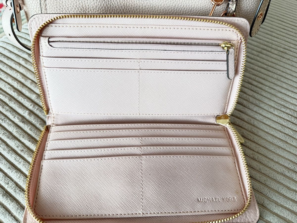 Michael Kors Zaini: Michael Kors Rucksack/Portemonnaie Set – Usato da Luzern venduto da Mytigger 1