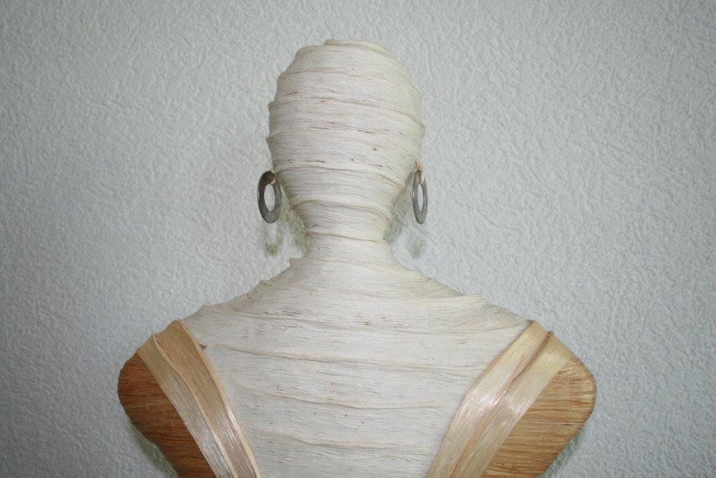 Figuren: Damenfigur aus Abaca – Neu und originalverpackt aus Wetzikon ZH von Alpari 4