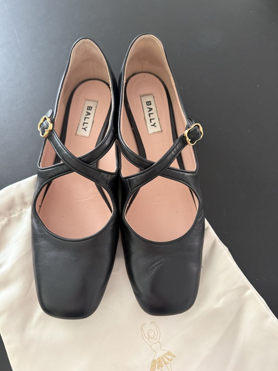 Bally Damenschuhe: Bally Ballerinas, schwarz, Grösse 40 – Gebraucht aus Basel von Seimenboh