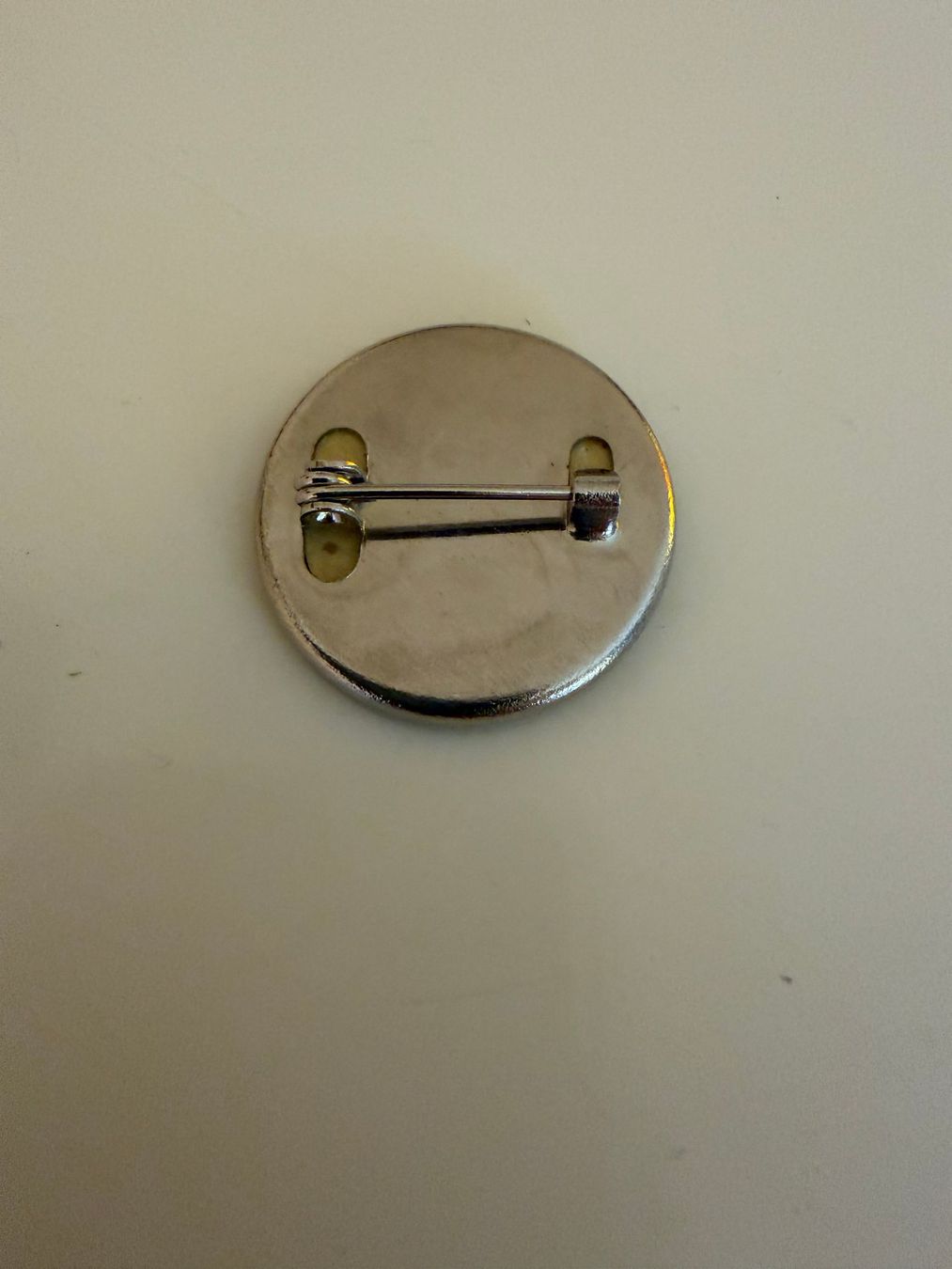 Placchette & Badge: Vintage Anstecker "London" – Usato da Grüningen venduto da saya14 1