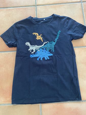 Tshirt, dunkelblau, mit Dinos, Gr. 146/152