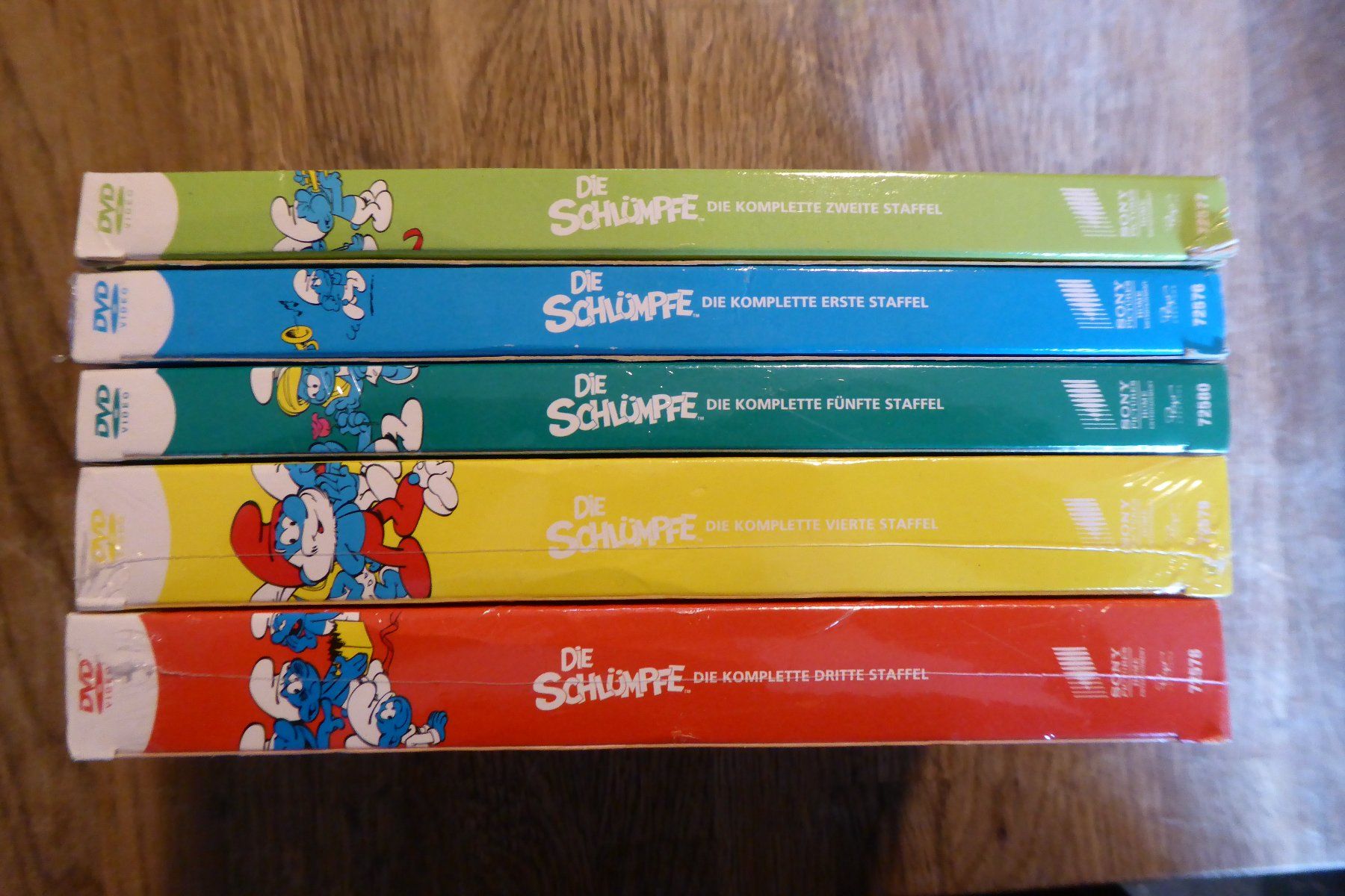 Tous les DVDs: Schlümpfe Serie Staffel 1-5 – D'occasion à Allschwil par Summelsarium 1