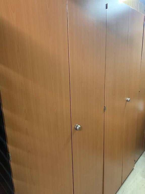 Schränke: Armoire de bureau professionnelle  comme neuve – Gebraucht aus Nyon von sal_f2rb