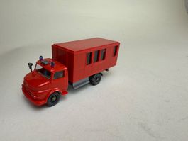 Wiking Mercedes Feuerwehr Absetzcontainer orangerot