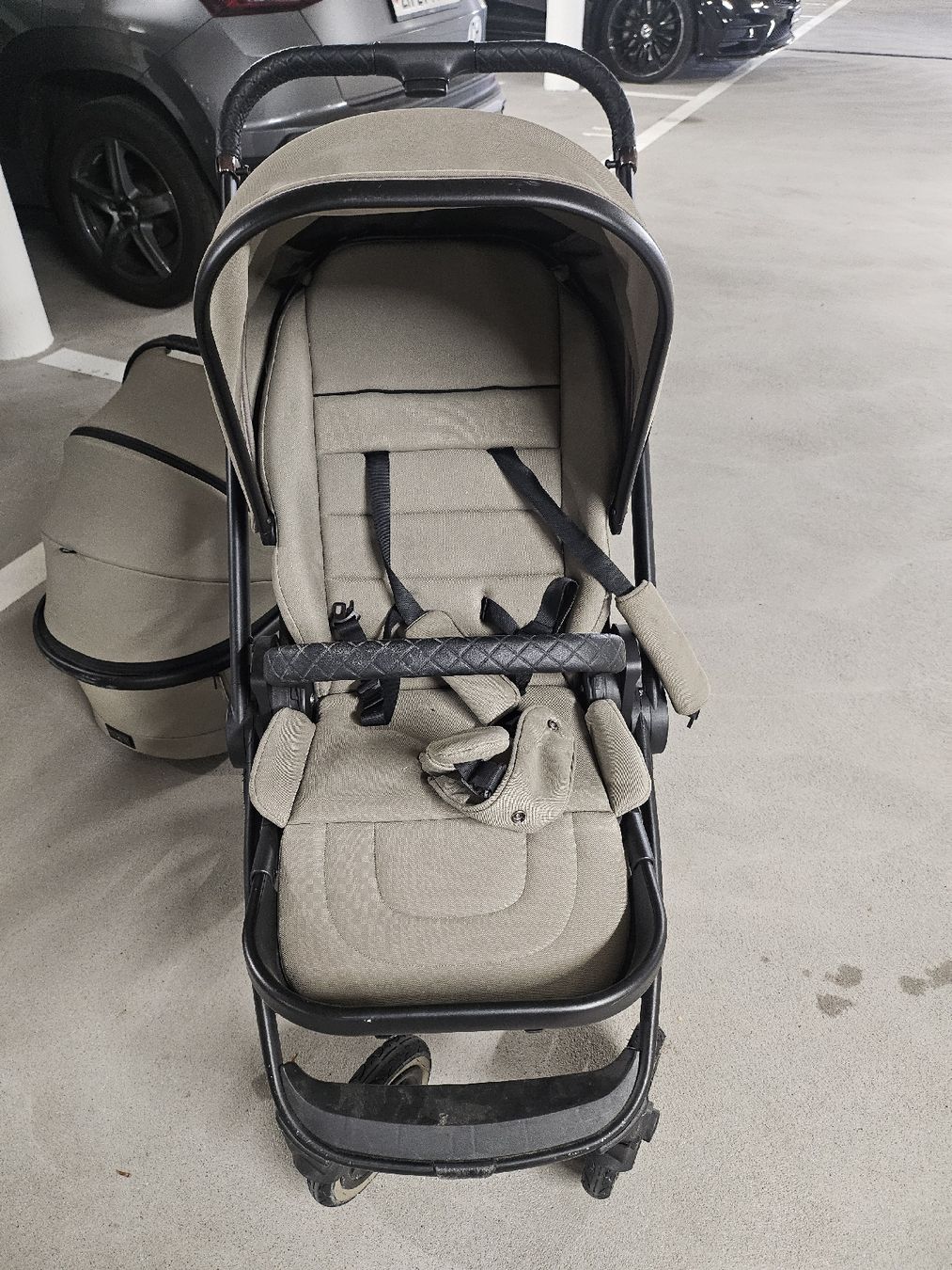 Carrozzine: moon Kinderwagen Babyschale & Sportsitz – Usato da Langnau am Albis venduto da foradream 2