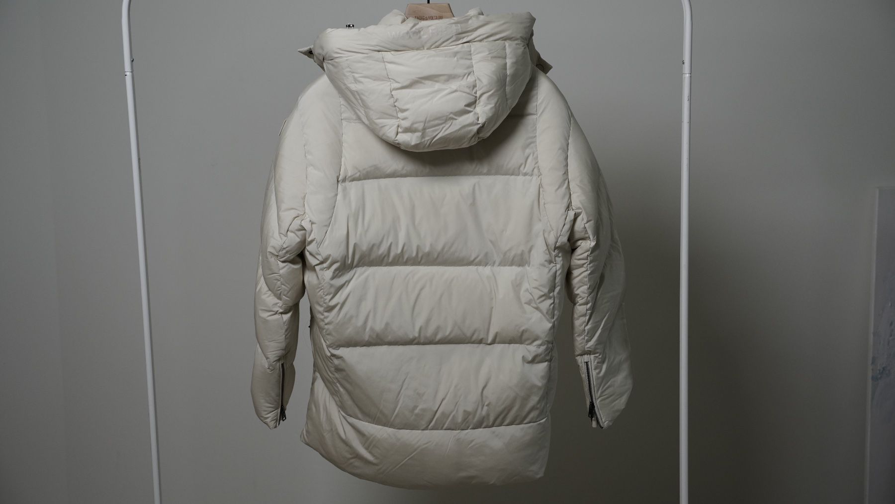 Woolrich Giacche: Woolrich Aurora Puffy Jacket Daunenjacke weiss beige – Nuovo (secondo la descrizione) da Zürich venduto da julia_vina 1