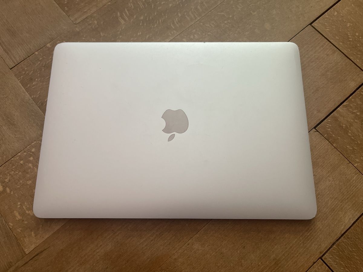 Apple Notebook: MacBook Air A1932 Defekt – Difettoso da Zürich venduto da Komarik 1