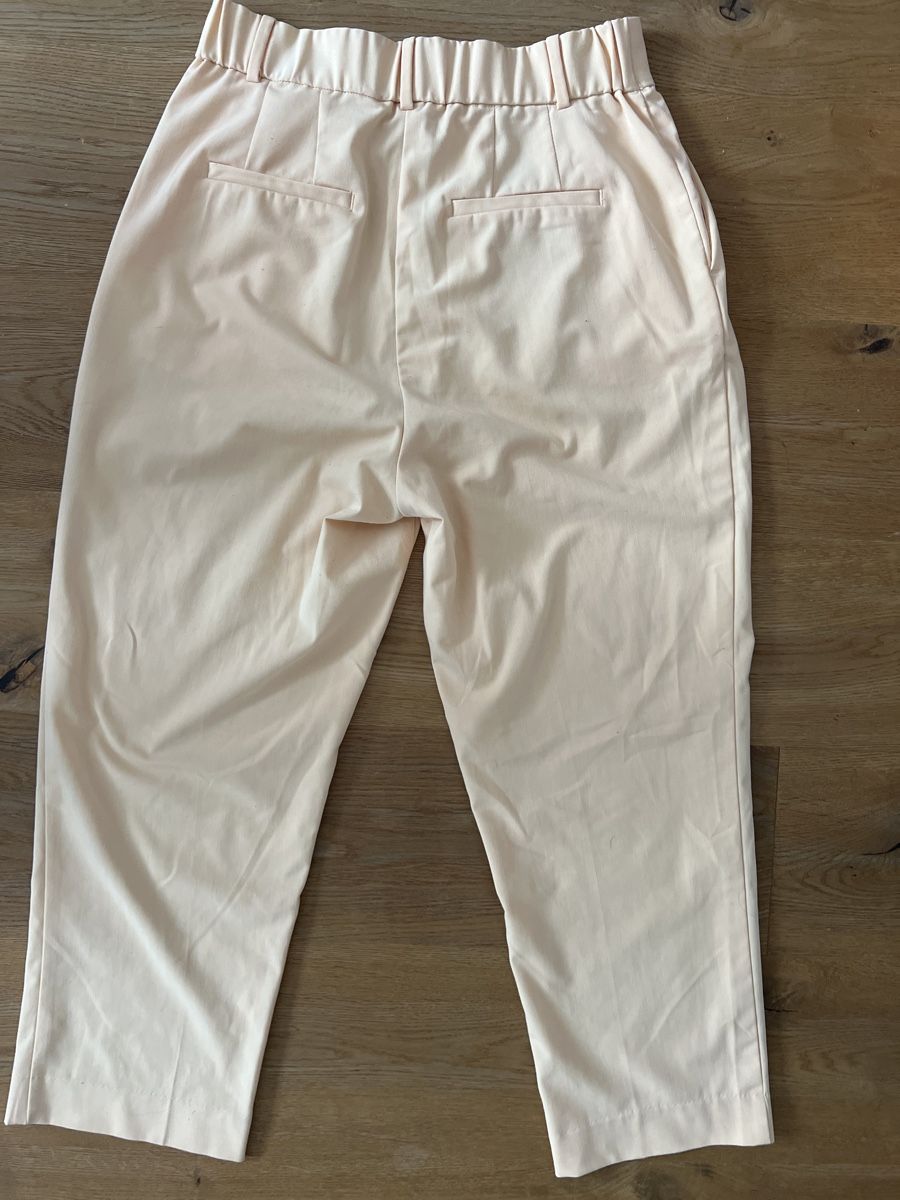 H&M Pantaloni: Hose H&M – Usato da Davos Platz venduto da boom62 2