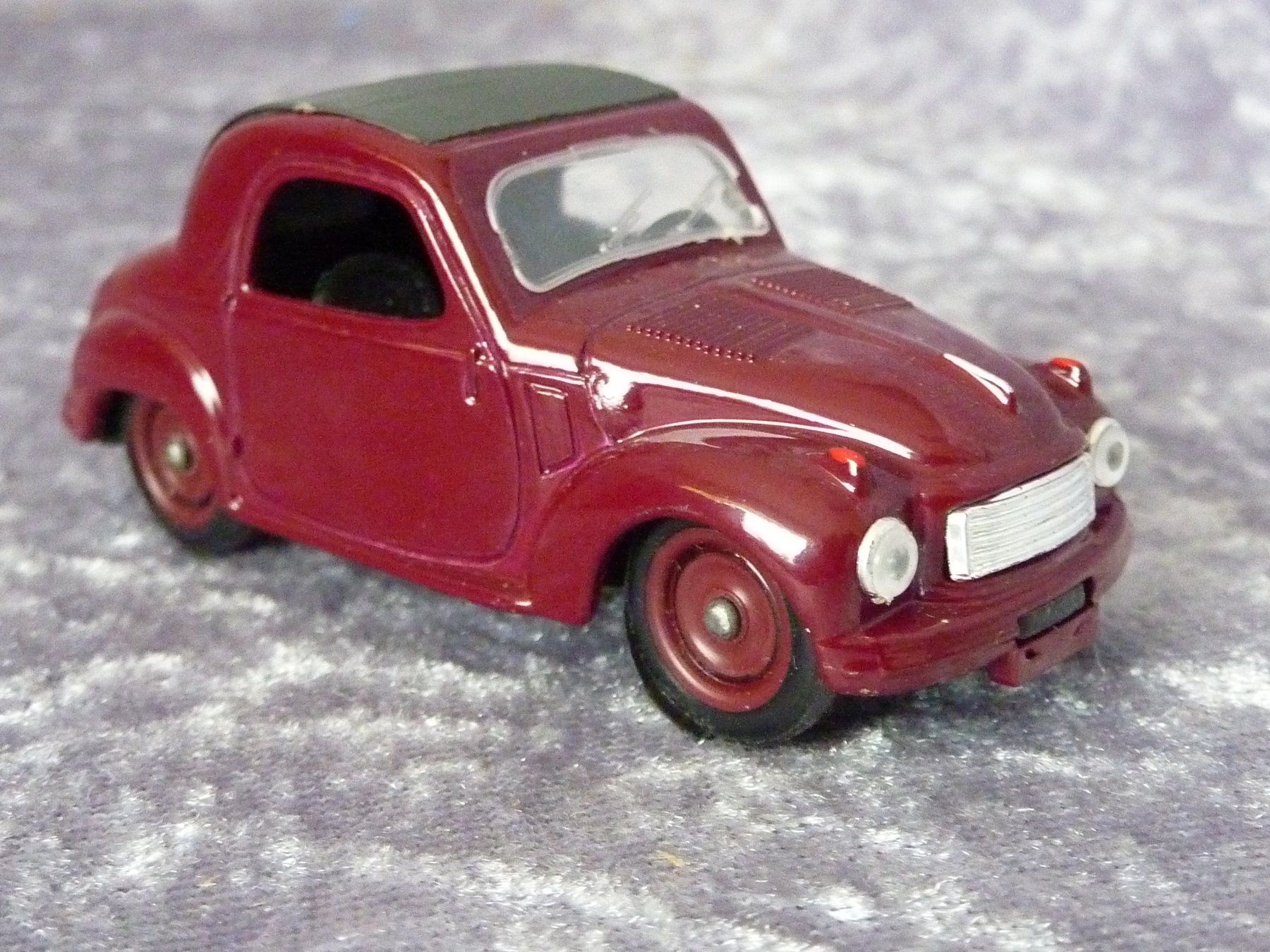 Fiat Modellini d'auto: Fiat Topolino C  rot 1:43 – Usato da Dürrenäsch venduto da modellautos4you 3