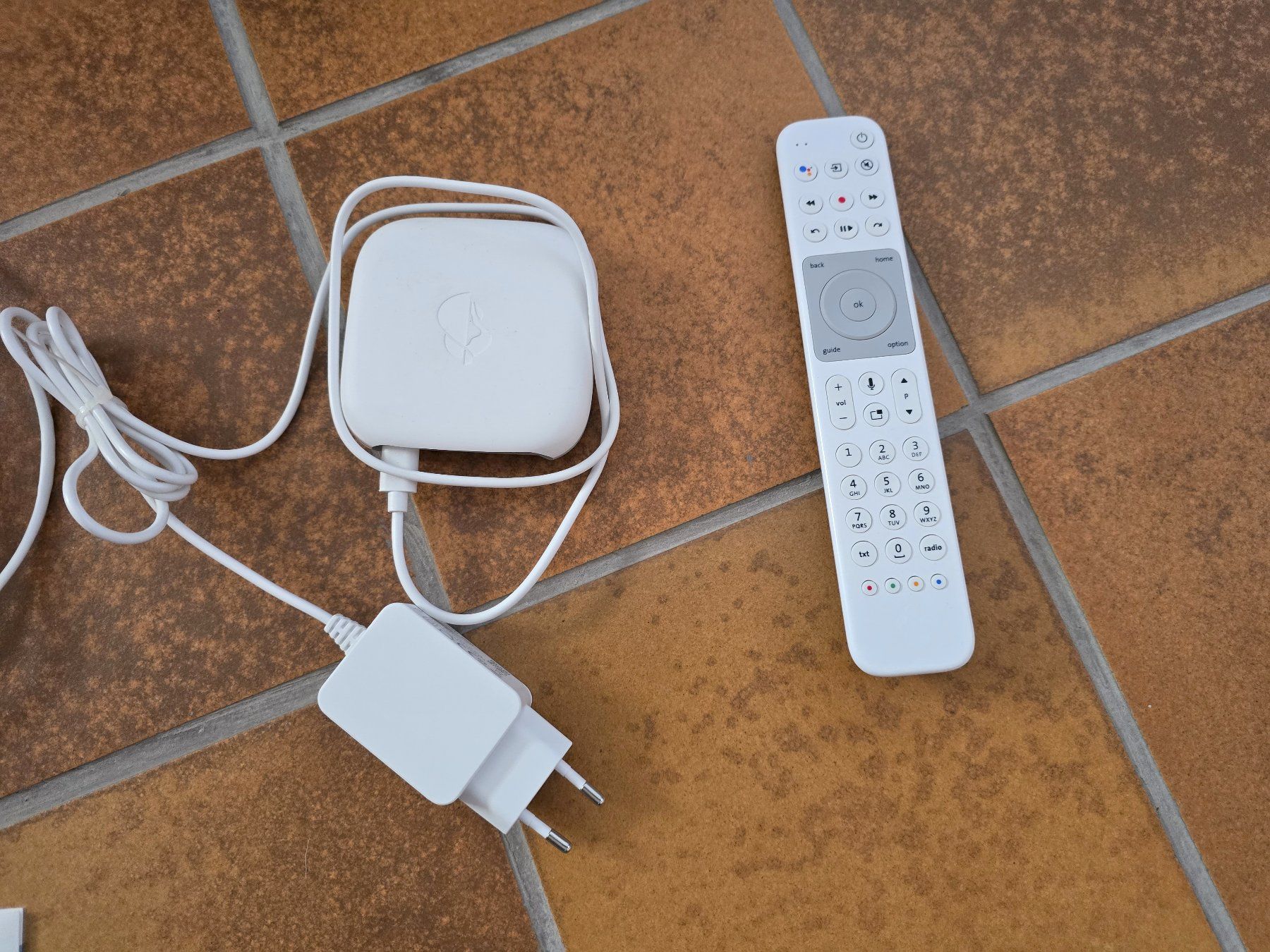 Swisscom Modems & Routeurs: Swisscom TV Box 5 – D'occasion à Savièse par lag_g86p 5