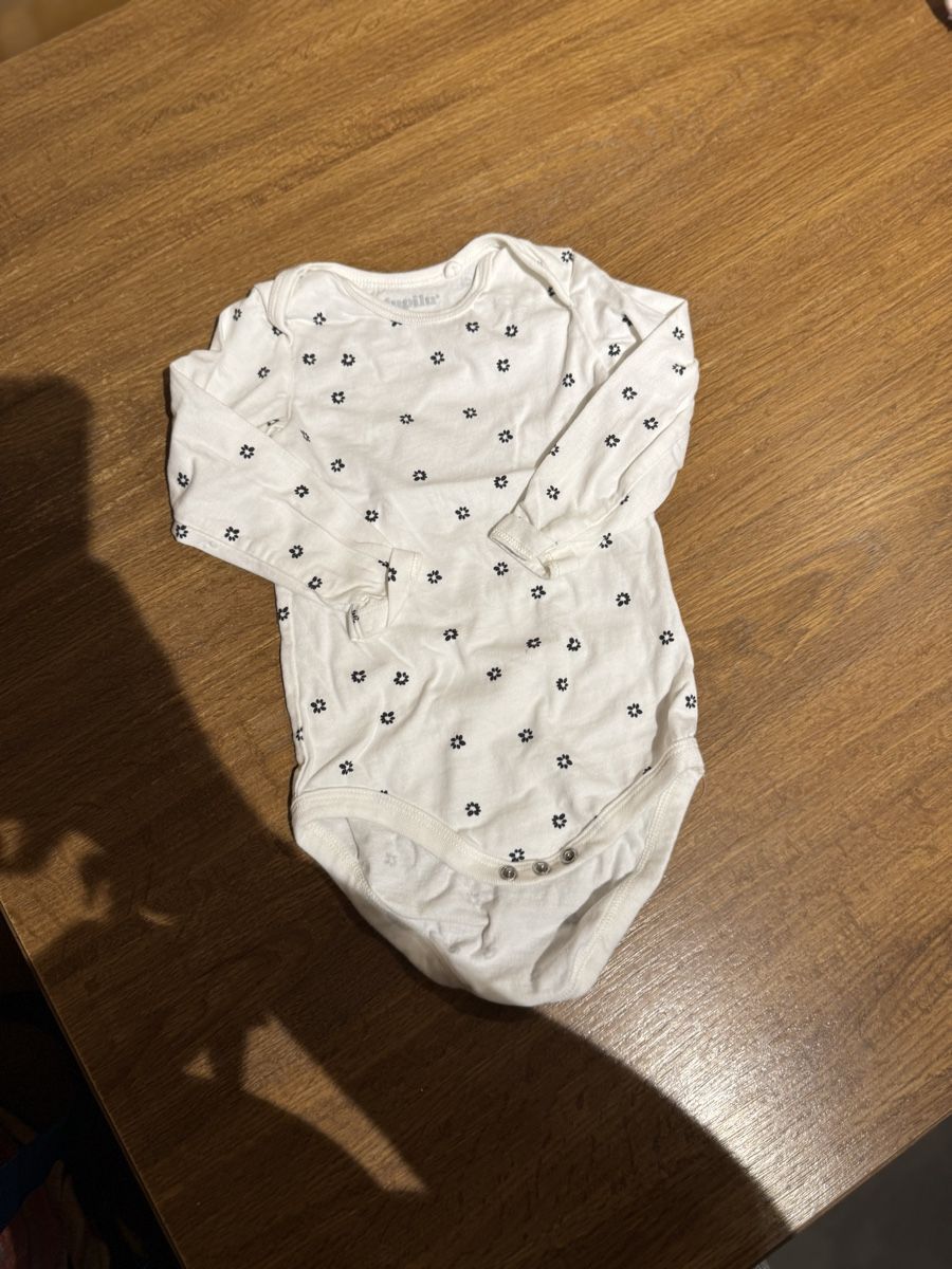 Lotti & Set di vestiti: Lot bodies manche longue taille 9 à 12 mois – Usato da Erde venduto da Kitkatekate 5