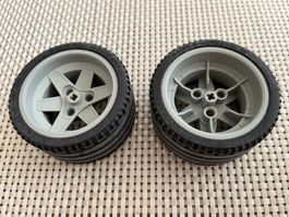 Lego 8366 Supersonic 2 Räder Felgen Pneu 68.8 x 36 ZR
