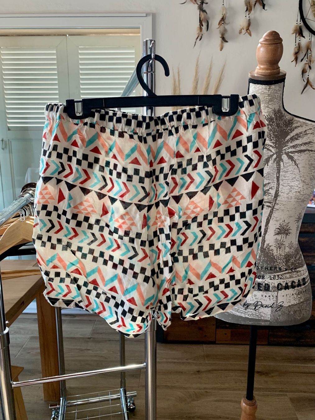 Hosen: Short ethnique Ellos T38/40 – Neu (gemäss Beschreibung) aus Perroy von barballalla 1