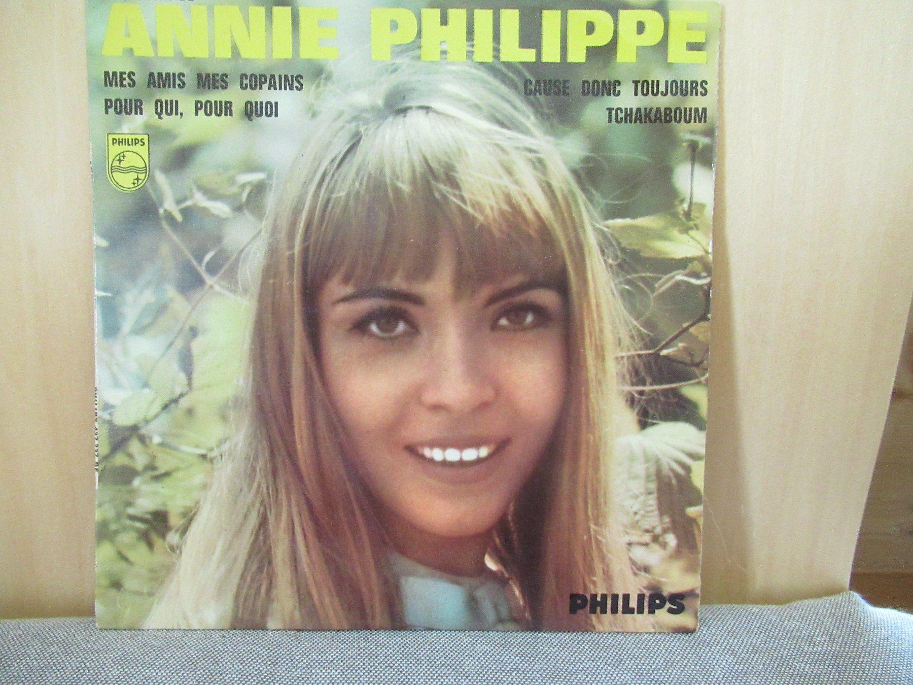 Vinyles: ANNIE PHILIPPE - MES AMIS MES COPAINS – D'occasion à Grône par Mire01