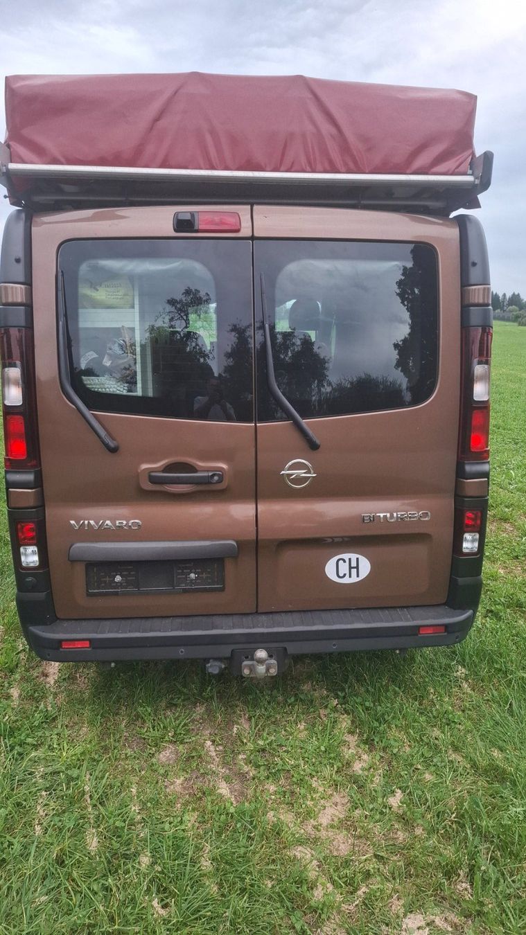 Opel Veicoli da campeggio: Opel Vivaro B 16CDTI – Usato da Neukirch (Egnach) venduto da Hureg 3