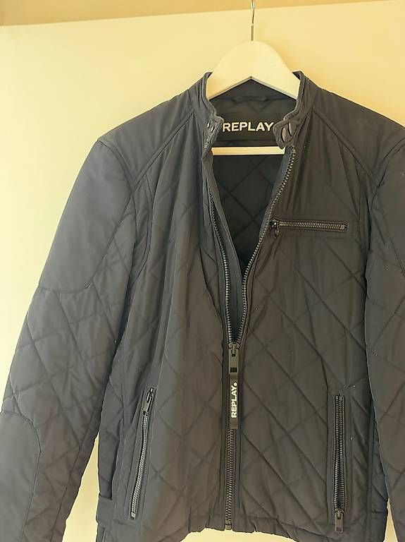 Giacche: Replay Jacke Navyblau Gross S – Usato da Luzern venduto da Jdasilva