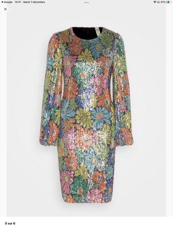 Robe à sequins Y.A.S, taille M, imprimé floral 🌸✨ NEUVE