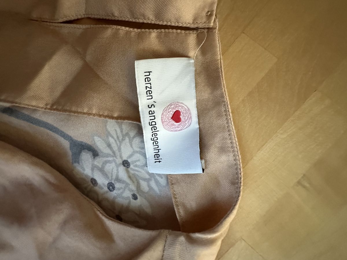 Vestiti: Kleid Herzen s Angelegenheit – Usato da Beromünster venduto da Moritz0112 3