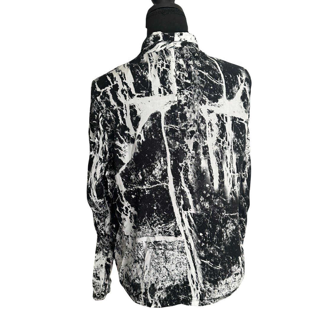 Vila Giacche: Vila Open Front Cardigan Black & White Abstract Print S – Usato da Zofingen venduto da JumpInVintage 1