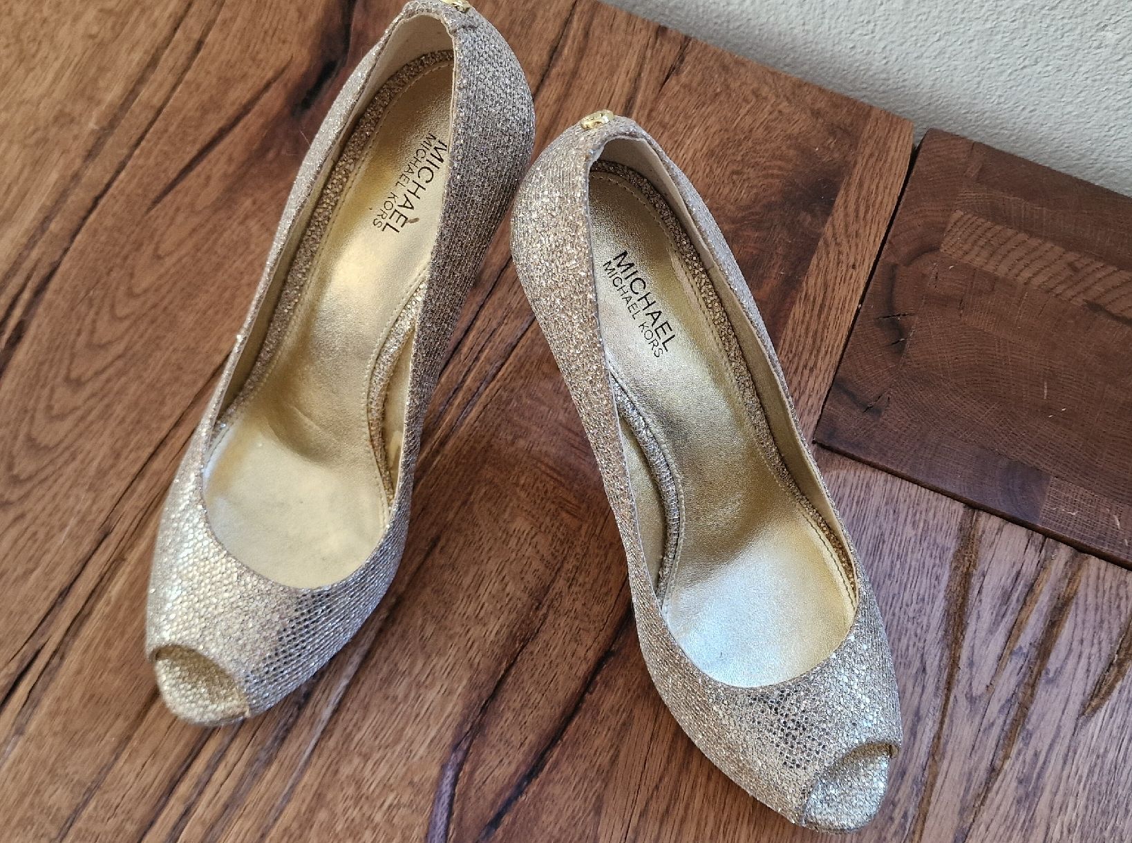 Michael Kors Damenschuhe: Michael Kors Gr. 40 (7M) – Gebraucht aus Mollis von PilatusStern 4