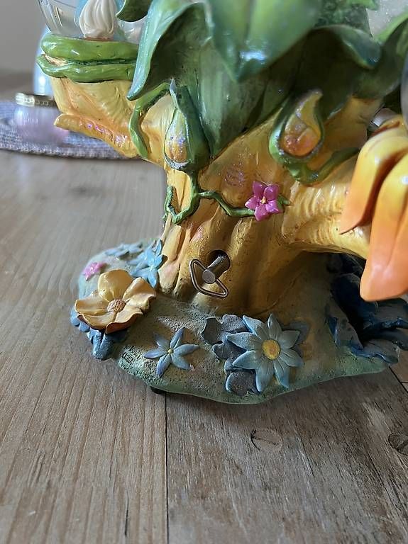Tutte le decorazioni: Boule à neige musicale Disney – Usato da Préverenges venduto da Dani_La_Brocante 2