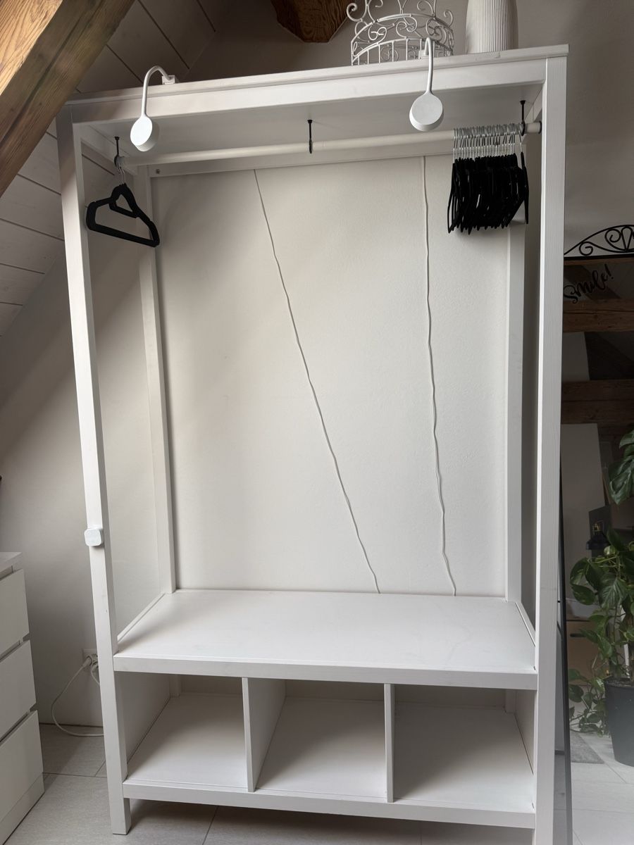 Ikea Guardaroba: Ikea Hemnes Garderobe – Usato da Urtenen-Schönbühl venduto da alisha_553