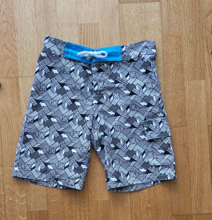 Badehose Kind Grösse 128 - Postversand Fr. 2