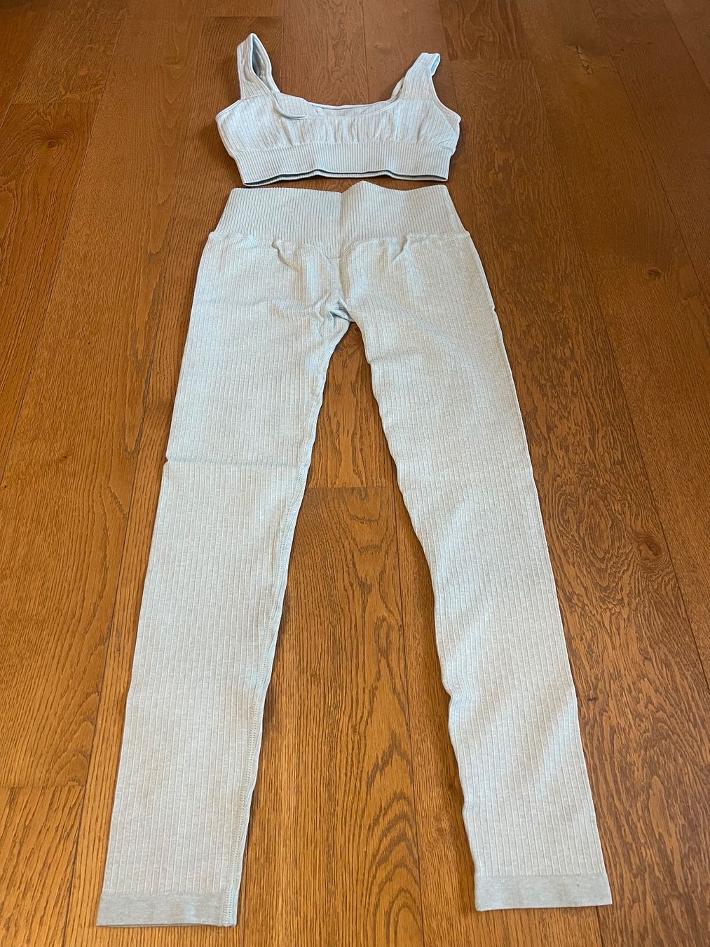 Leggings: Sport Set, hellblau, Gr. M gerippt, neu – Usato da Bassersdorf venduto da Sandy456 3