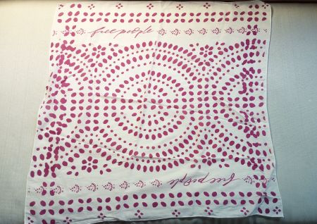 NEU Free People Foulard Halstuch Schal mit Muster