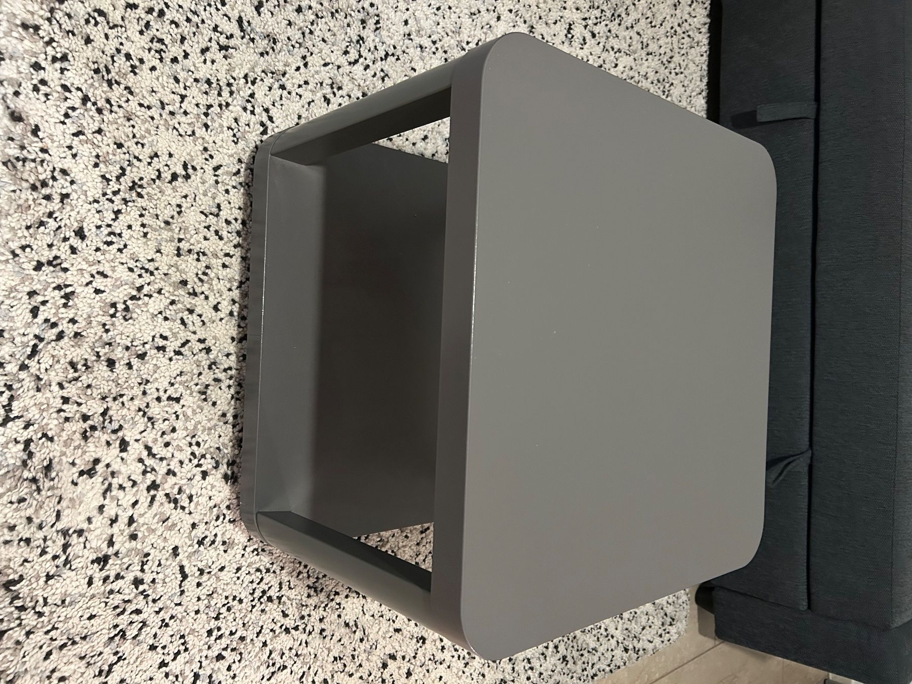 Ikea Tische: Tingby Tisch (IKEA) – Gebraucht aus Zürich von lau_wb57 2
