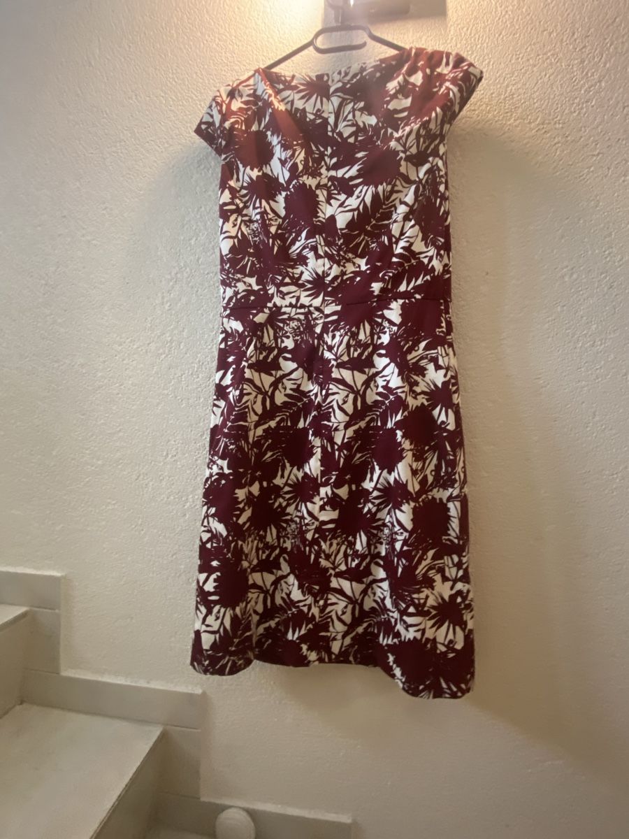 Comma Vestiti: Comma Kleid Gr. 34, rot weiss gemustert – Nuovo (secondo la descrizione) da Holziken venduto da Anita.urech 1