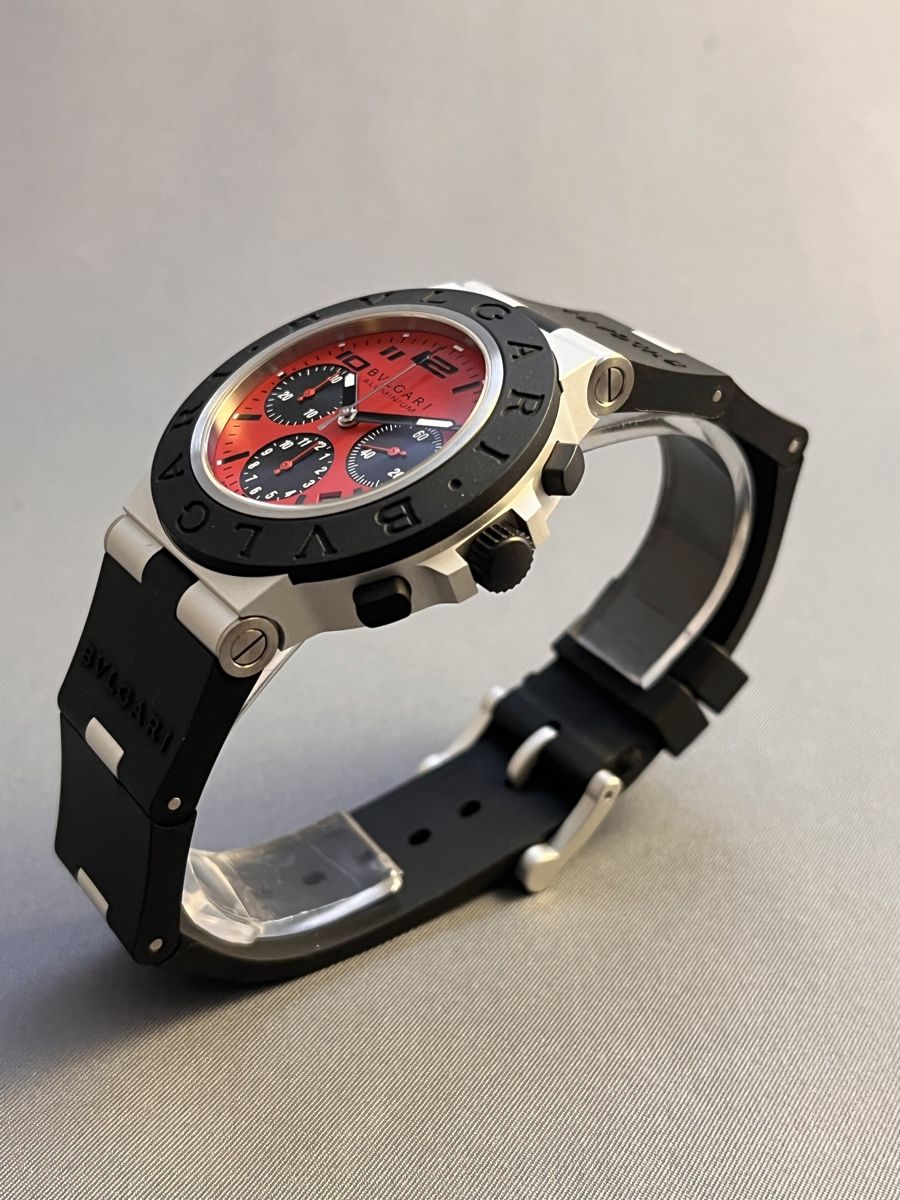 Bulgari Uhren: Bvlgari Ducati Limited Edition – Neu und originalverpackt aus Nyon von GenevaLuxuryWatches 2