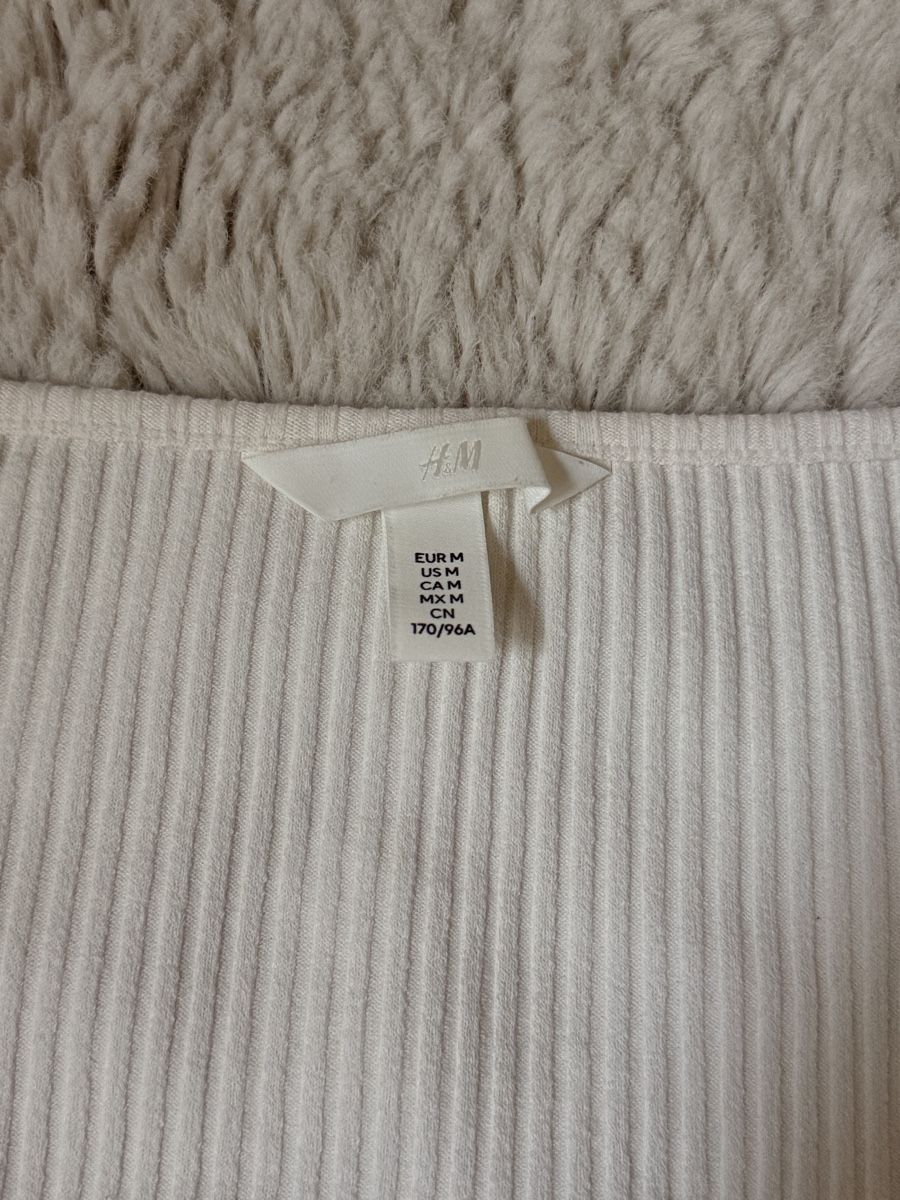 H&M T-shirt: T-shirt H&M, Grösse M – Usato da Haldenstein venduto da ana_b8c7 2