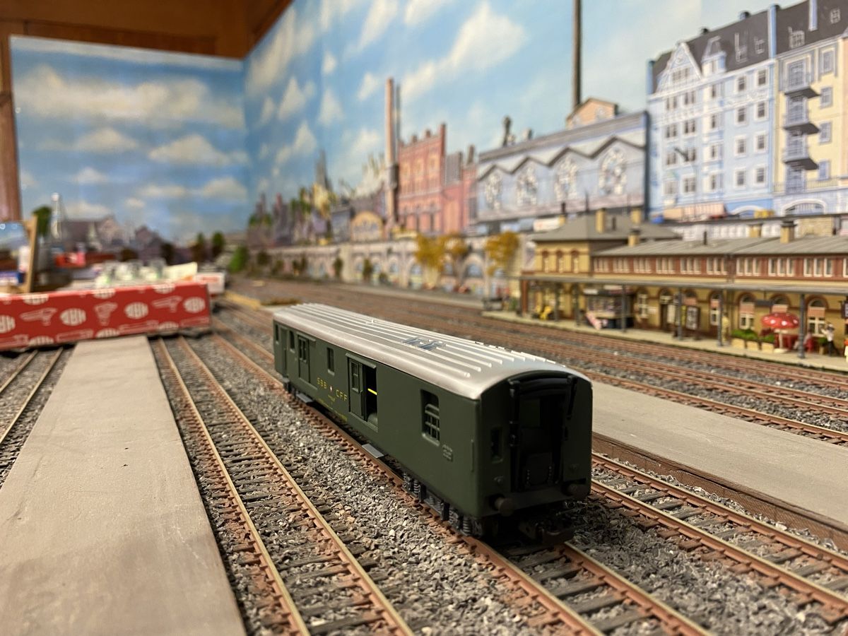 Hag Modellini di ferrovie: HAG 411 SBB Gepäckwagen H0 – Usato da Glattpark (Opfikon) venduto da anywaya23 5