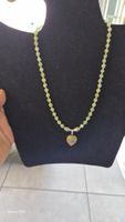 Halskette. Peridot und Unakit