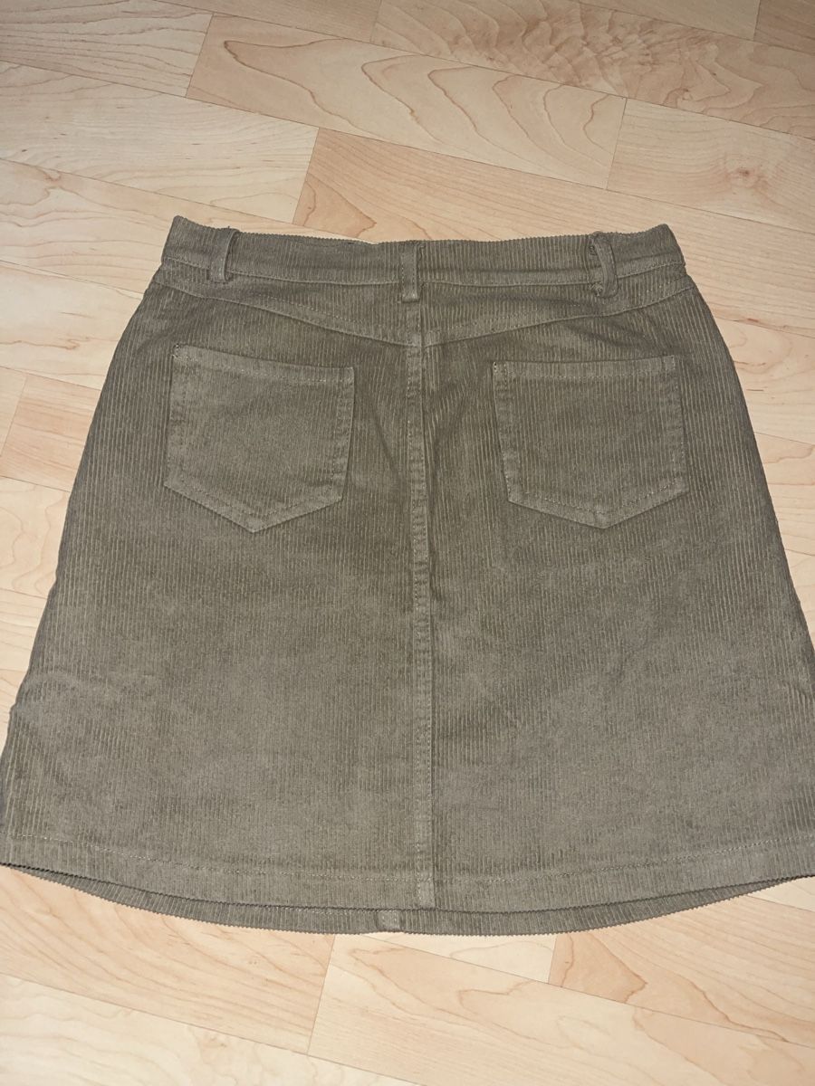 Brandy Melville Vestiti & Gonne: Minirock Brandy Melville – Nuovo (secondo la descrizione) da Ruggell venduto da a_w_mc7m 1
