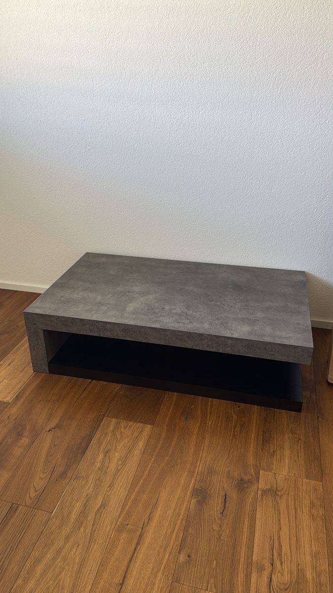 Tavoli: Couchtisch – Usato da Oberneunforn venduto da Nir2yh