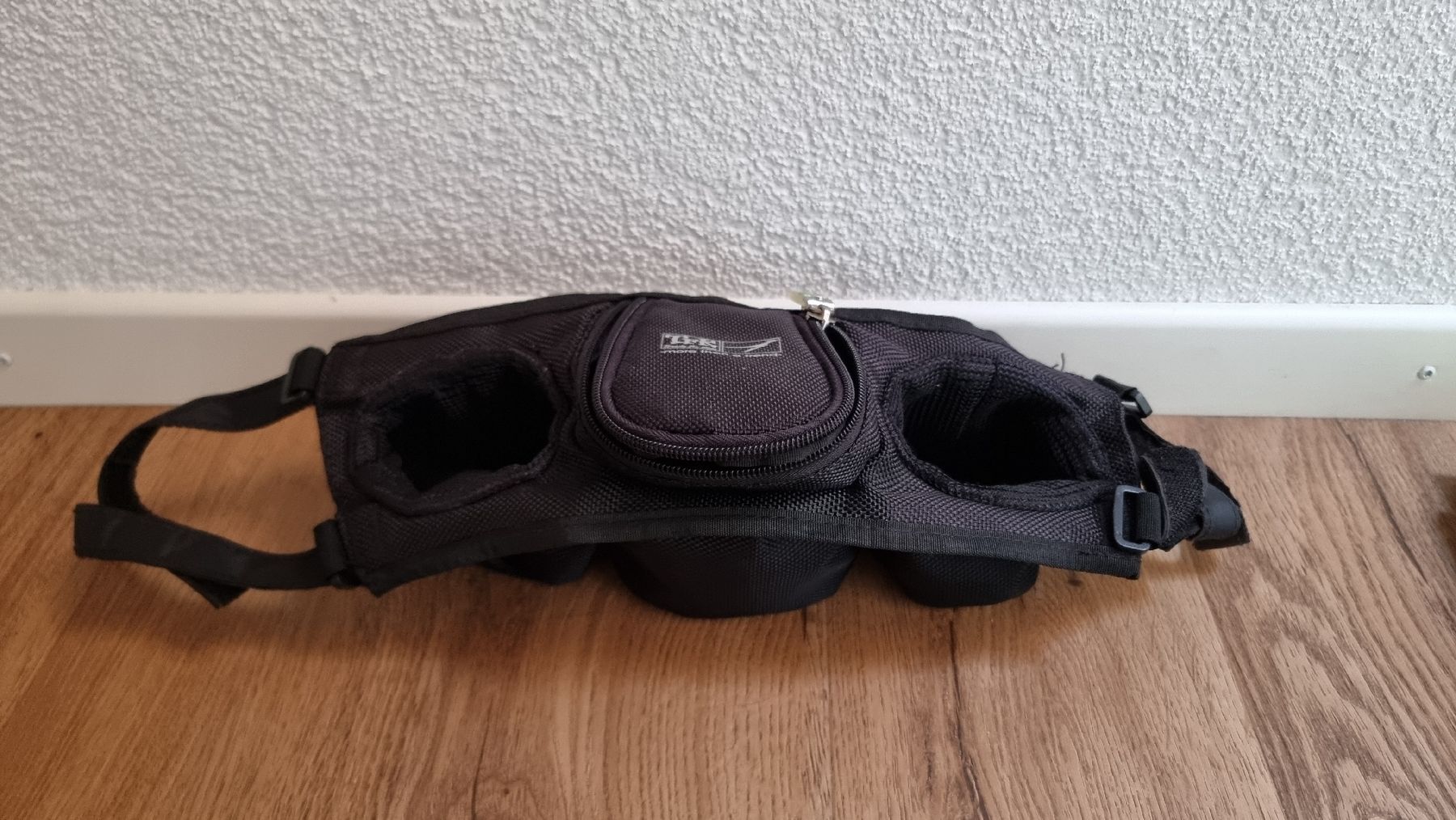 Tfk Carrozzine: TFK-Kinderwagenorganizer – Usato da Feusisberg venduto da nijasci 1
