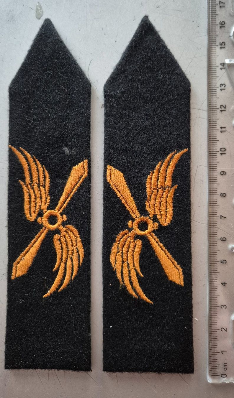 Schweizer Armee Placchette & Badge: Ärmelpatten Set – Nuovo (secondo la descrizione) da Dottikon venduto da Robawa