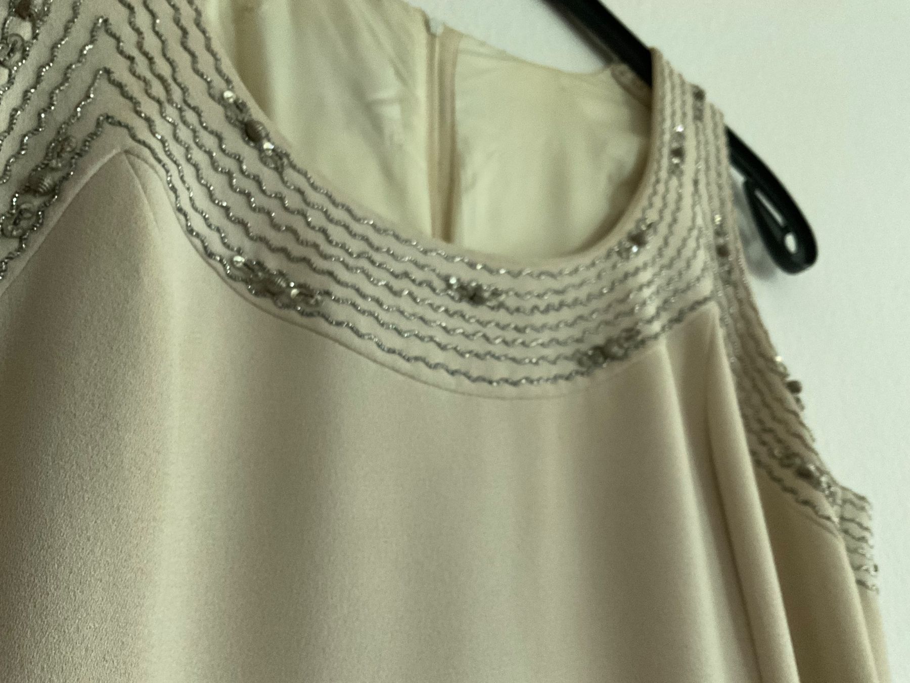 Vestiti: Zeitloses Abendkleid Beige – Usato da Biel/Bienne venduto da heygio 3