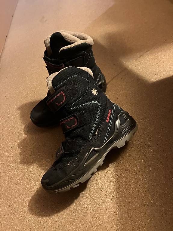 Scarpe per ragazzi: Lowa winterschuh grösse 30 – Usato da Eschlikon TG venduto da ritschi90 2