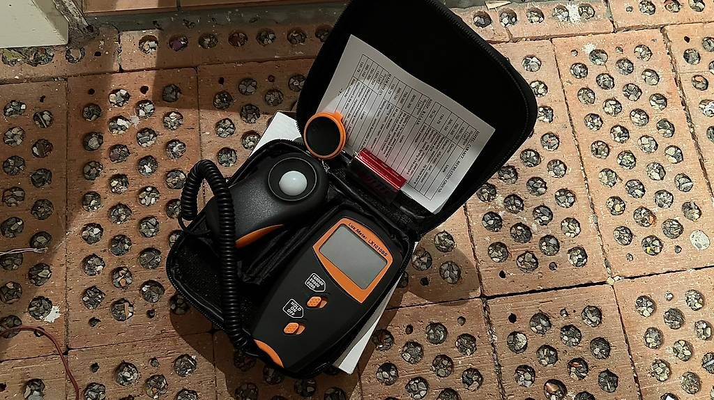 Misurare: Lux Meter mit Tasche und Batterie – Usato da Itingen venduto da Haefi 2