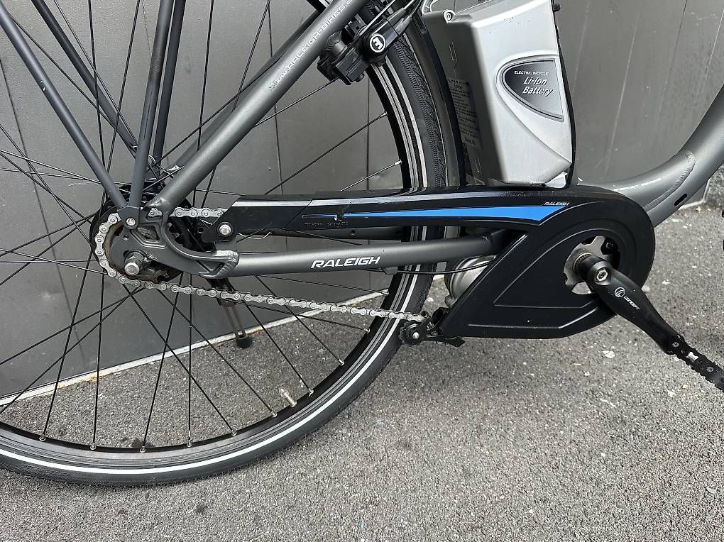 Velos: Bicicletta elettrica Raleigh 28  – Gebraucht aus Quartino von DiloUsato 6