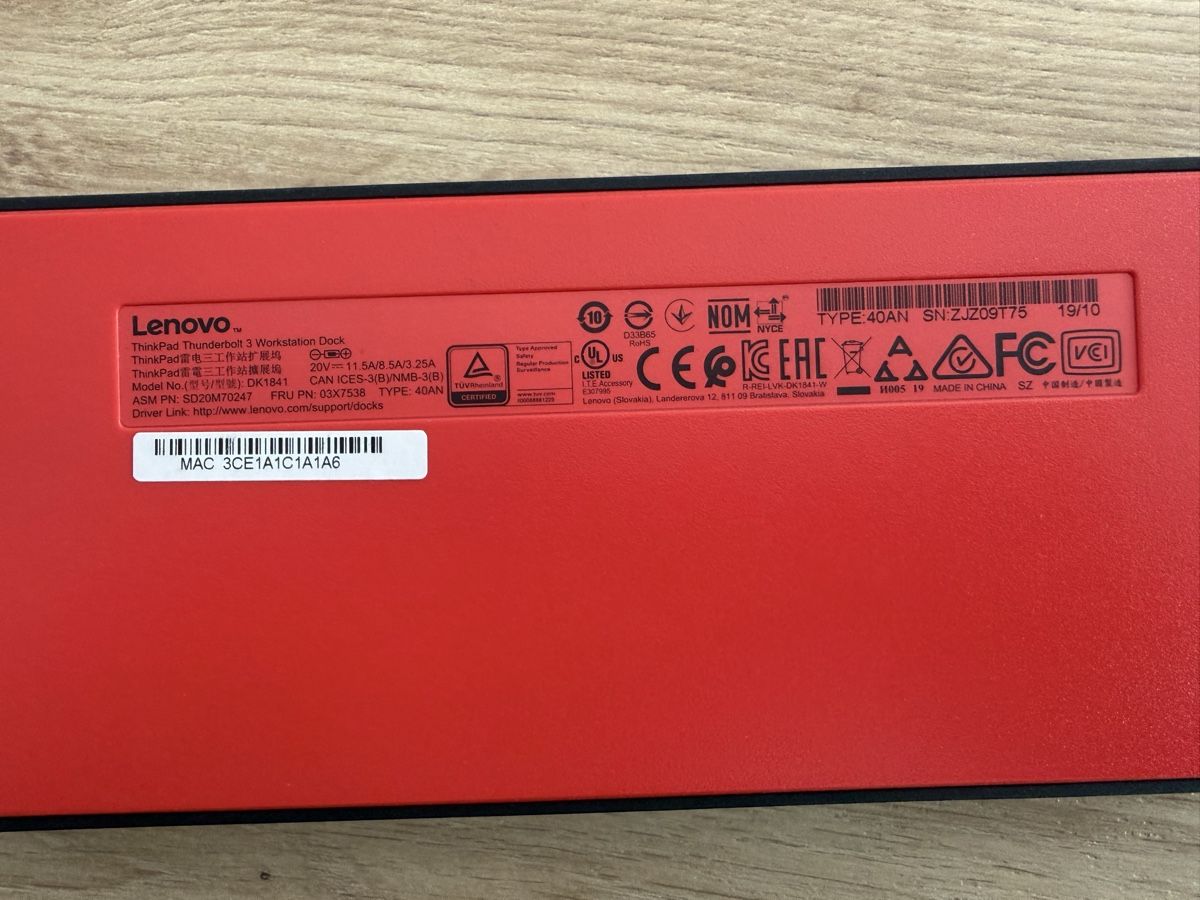 Lenovo Dockingstation: ThinkPad Thunderbolt 3 Workstation Dock – Gebraucht aus Baar von d-e-u-s