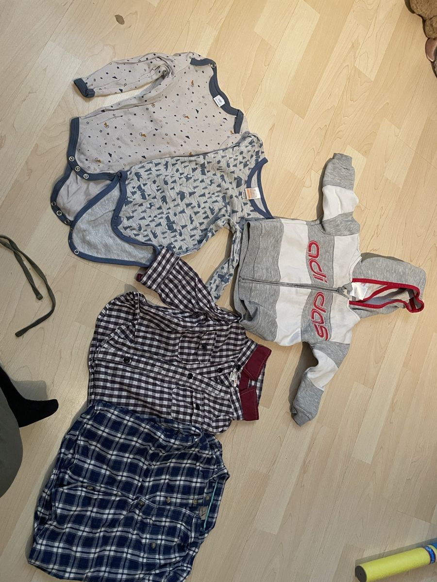 Lotti & Set di vestiti: Kleiderset 74/80 – Usato da Benken ZH venduto da stefiz