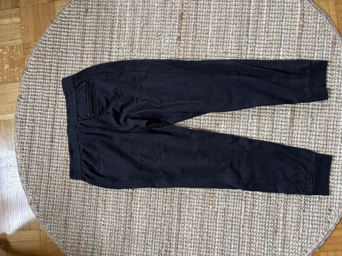 Esprit Hosen: Pantalon Esprit – Gebraucht aus Neuchâtel von cam_lf7y 2
