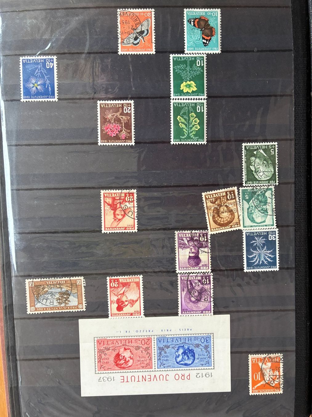 Album: Briefmarken – Usato da Münsingen venduto da kuesumarti